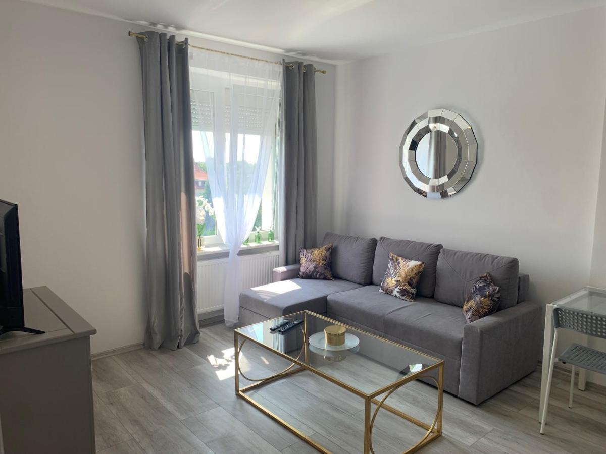 Apartment Gdanska 230 *